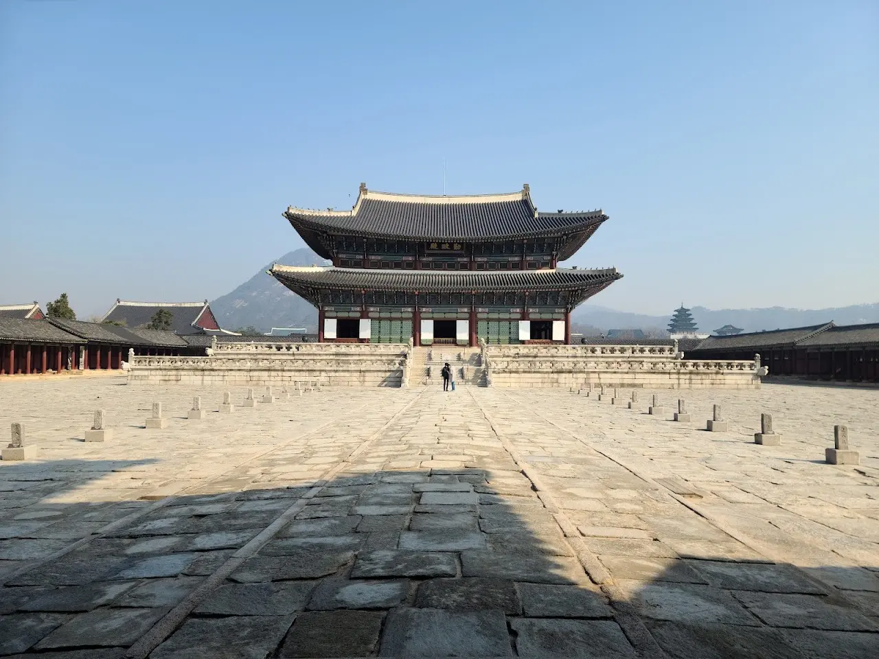 Visit Gyeongbokgung Palace