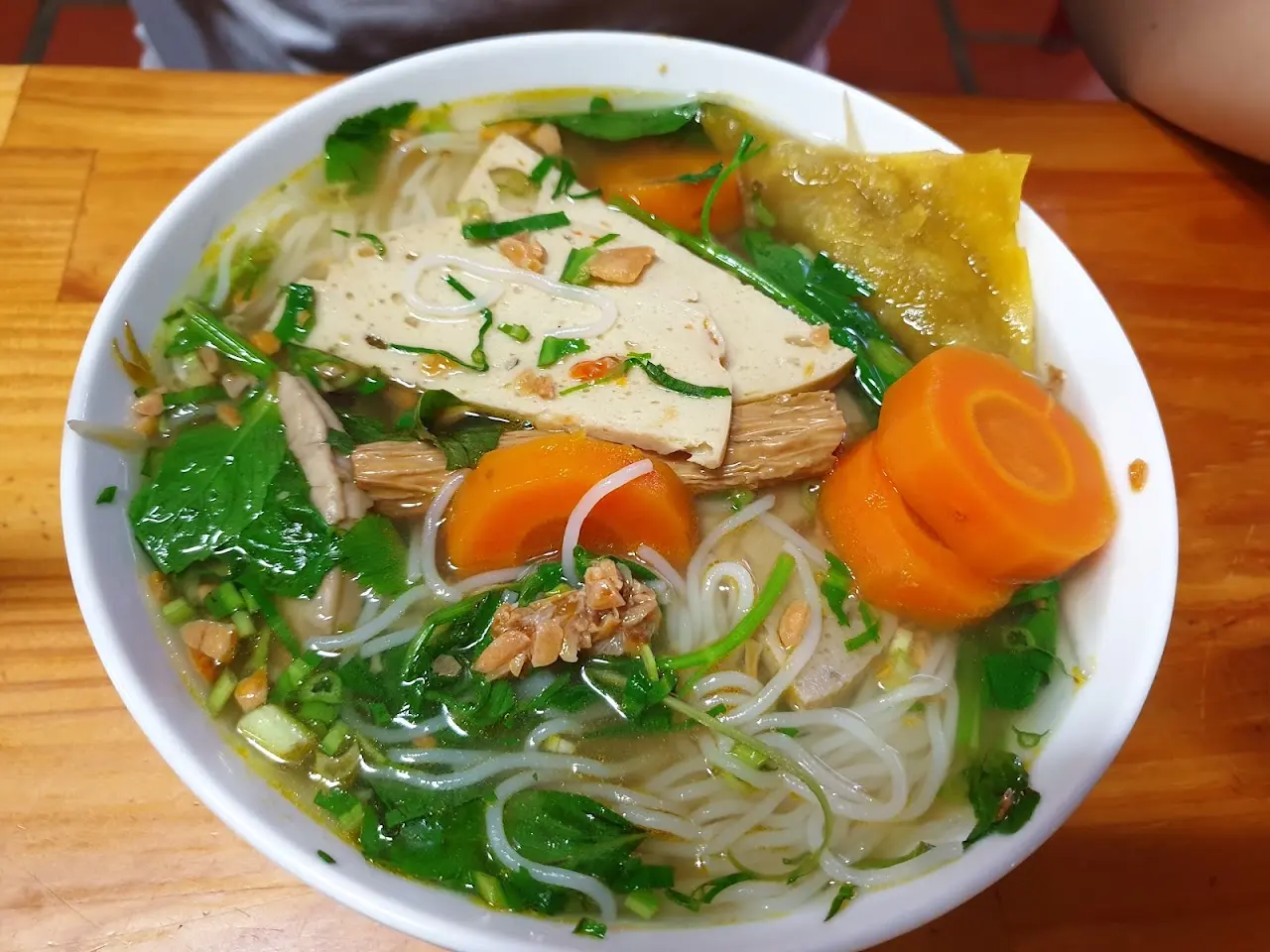 Khanh Ly Vegetarian Restaurant — photo 2
