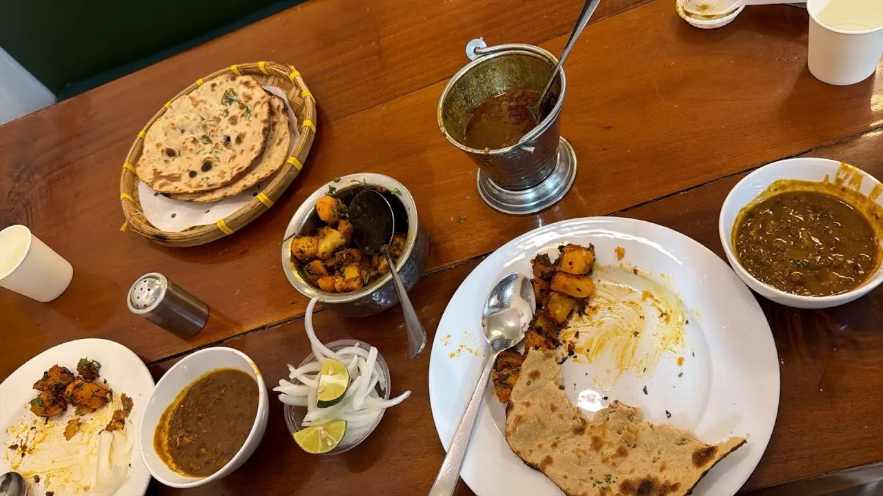 Maharaja Lounge — photo 3