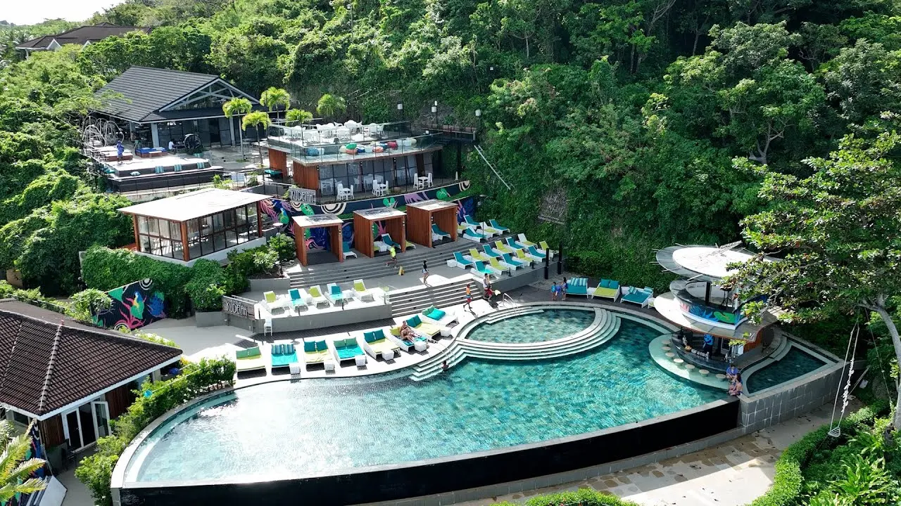 Fairways & Bluewater Beach Resort, Boracay