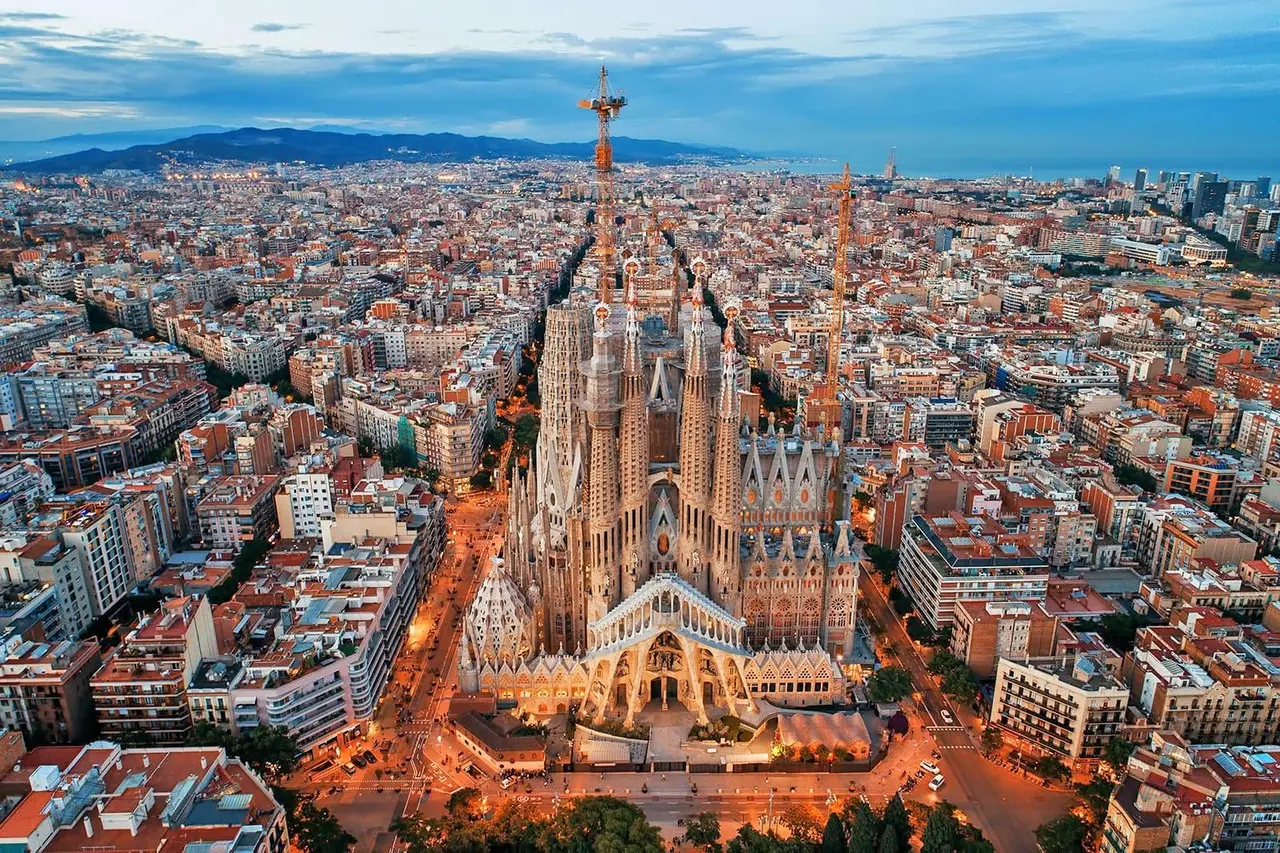 Visit Sagrada Familia