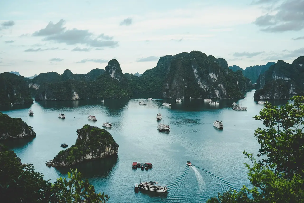 Vietnam Travel Guide for Indians: Visa, Cost & Everything You Need (2026)