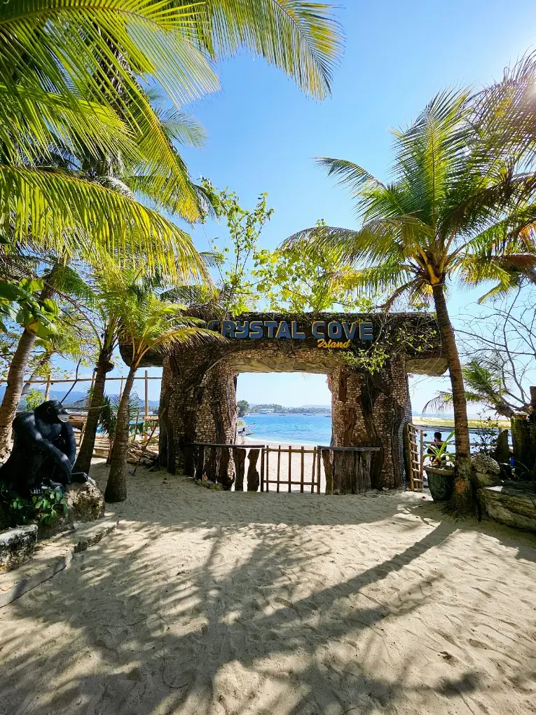 Crystal Cove Island, Boracay