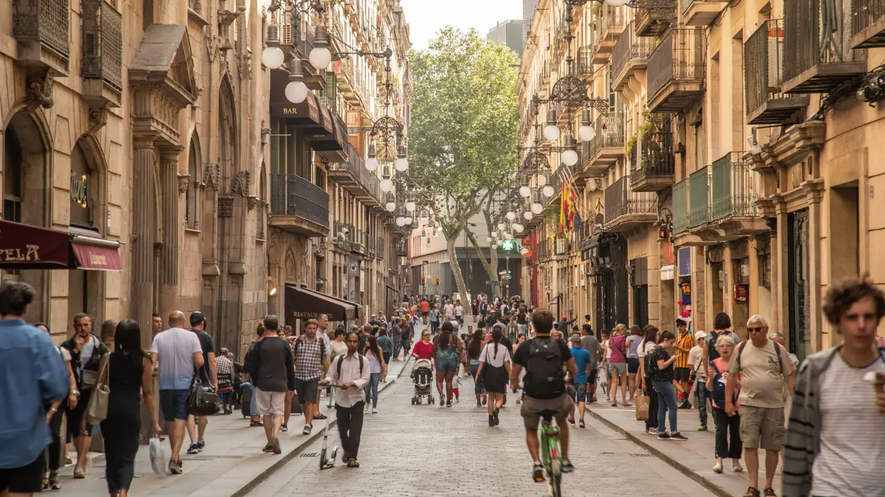 Walking Tour of Old City, La Ramblas & the Gothic Quarter